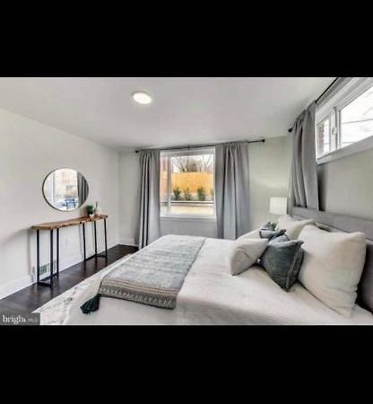 Lovely 1-Bedroom Rental Unit With Free Parking Washington Eksteriør bilde